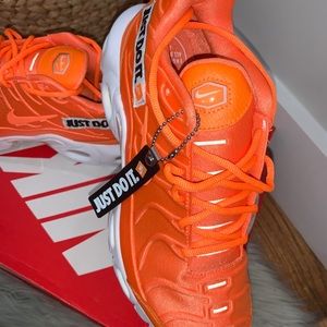 🔶 BRAND NEW Nike Air Max Plus SE Just Do It 🔶